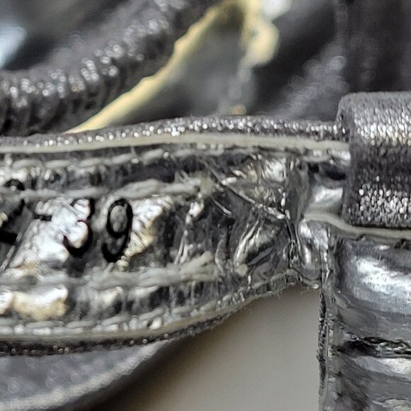 WOMENS Size 8 Silver Sandals L' Amour Cushioned Comfort Insole Toe Post NEW - Picture 11 of 12